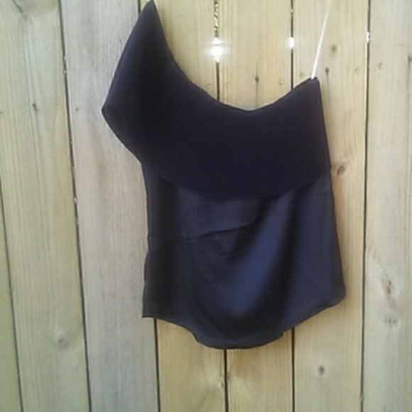 𝅺NWT-  B.P. Deep Black Pleated One-Shoulder Blouse - Picture 3 of 8